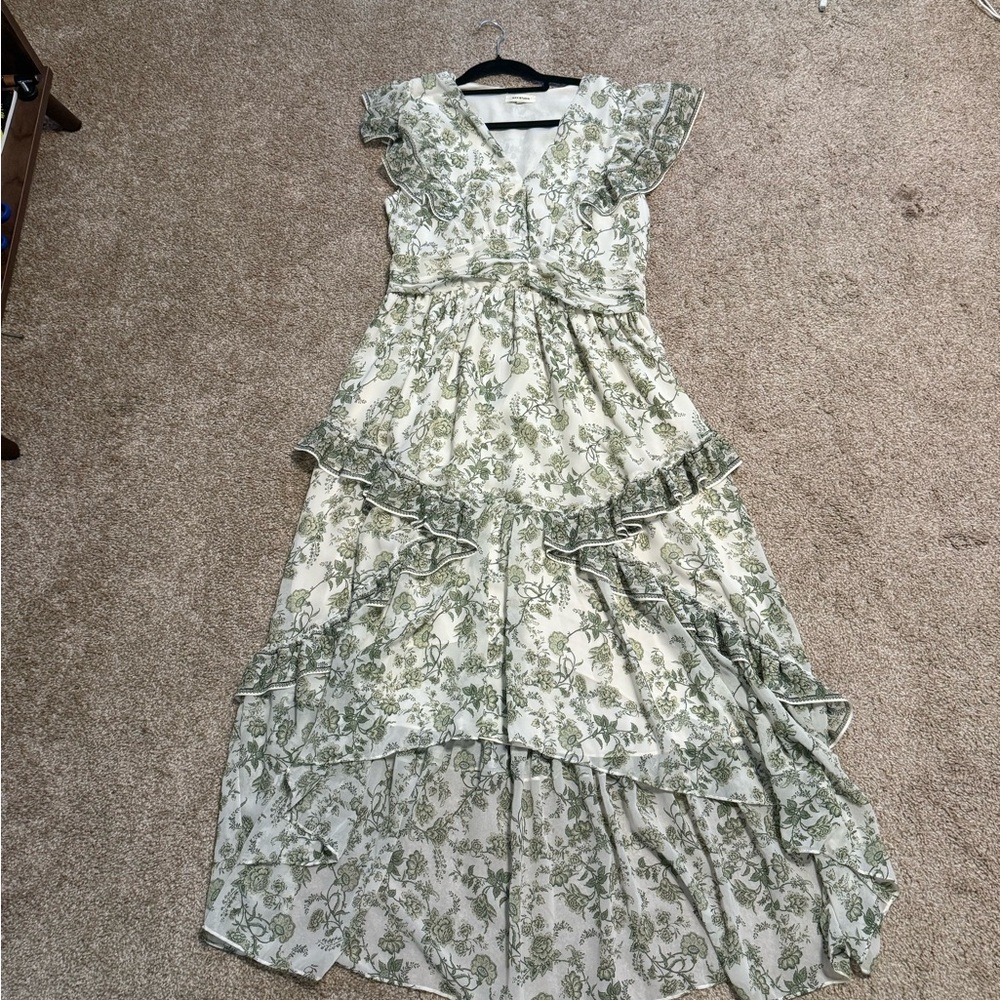 Floral Maxi Dress with Ruffle Sleeves